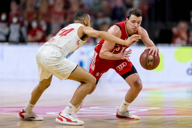 能掉以轻心 能掉以轻心