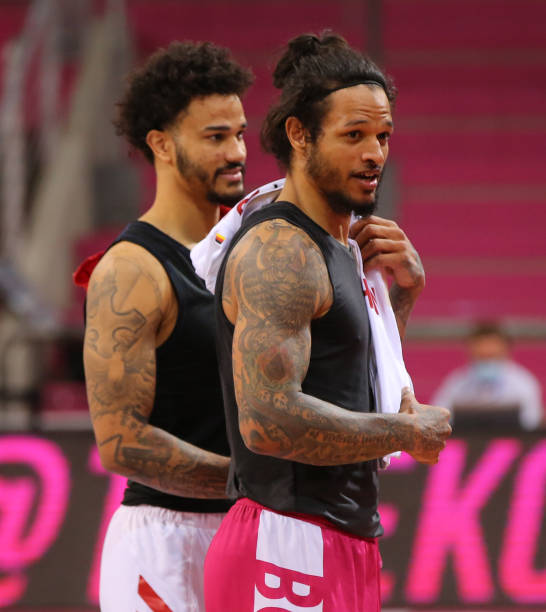 成年国家队 成年国家队