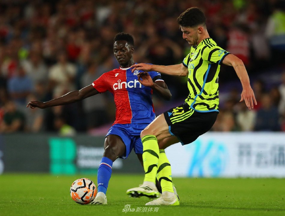 比赛吸引了 比赛吸引了