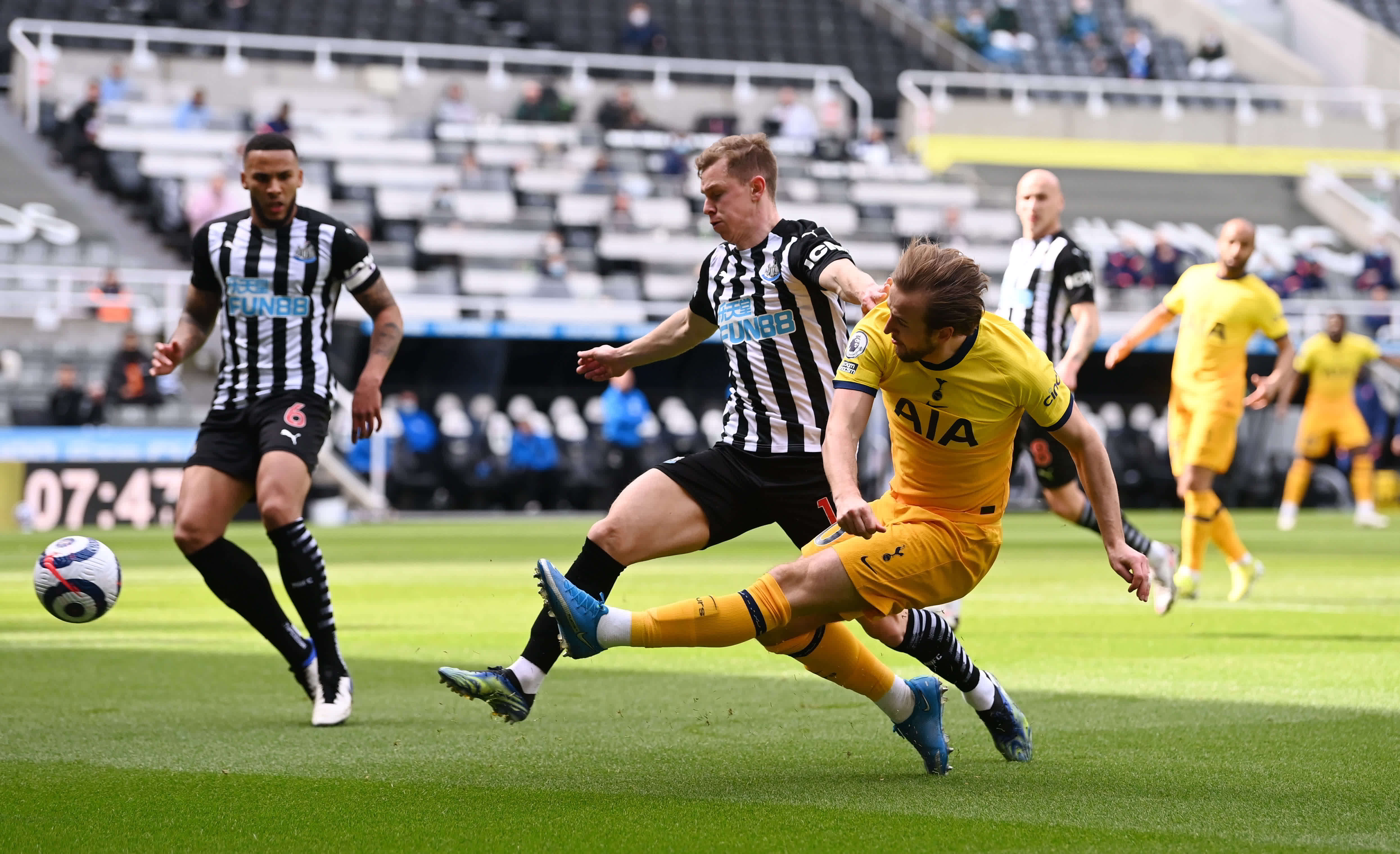 给运动员和 给运动员和